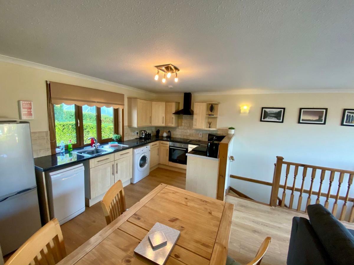 Highland Self Catering Retreat With Stunning Views Apartment Fort William Bagian luar foto